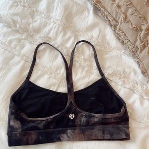 lululemon flow y bra in graphite grey diamond dye